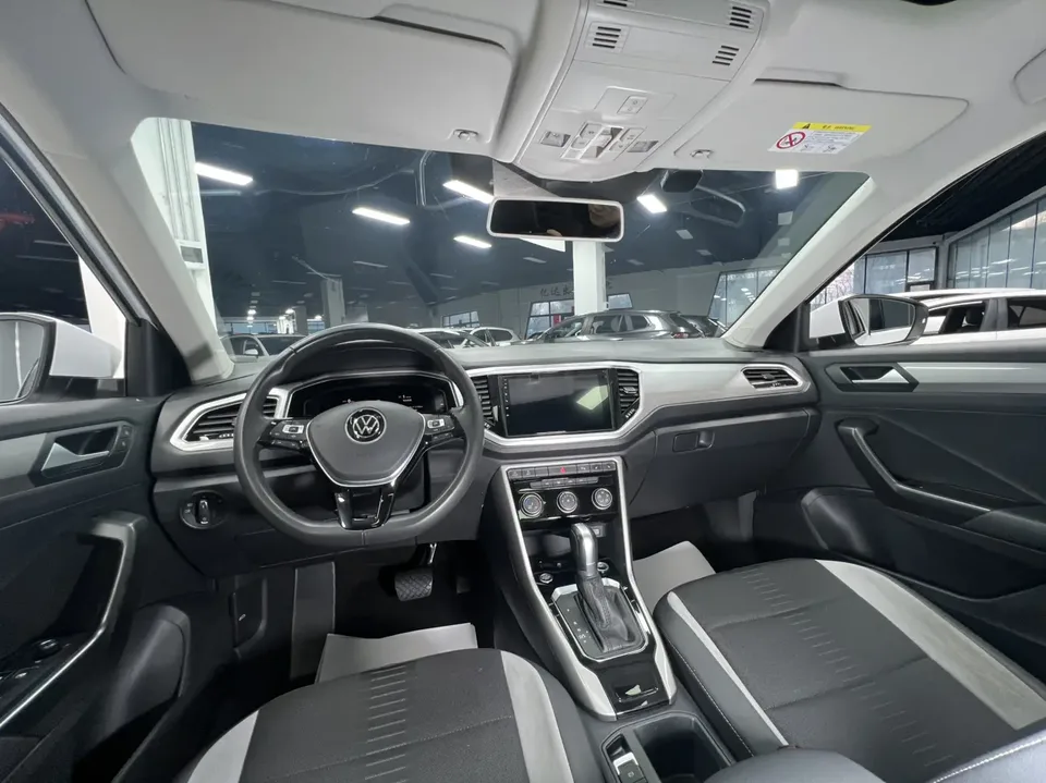 Volkswagen T-Roc Tanyue 280TSI DSG 2WD Elite PLUS 2022 — миниатюра 5