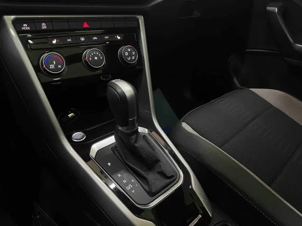 Volkswagen T-Roc Tanyue 280TSI DSG 2WD Elite PLUS 2022 — миниатюра 4