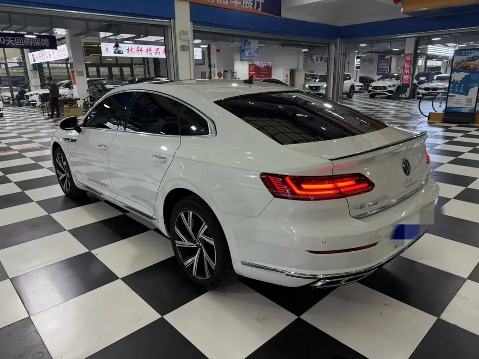Volkswagen Arteon Volkswagen CC 2023 330TSI Dazzling Edition 2023 — миниатюра 4
