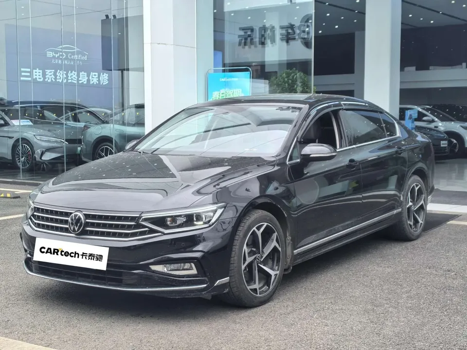 Volkswagen Magotan 2024