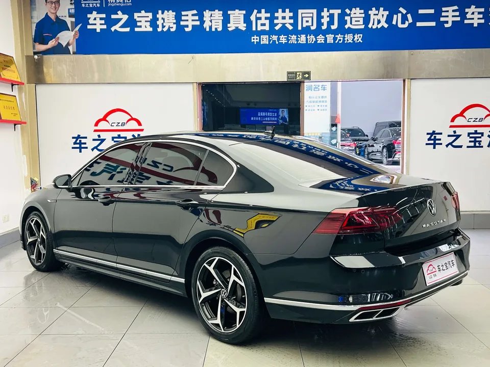 Volkswagen Magotan Magotan 2023 2 million commemorative edition 330TSI DSG luxury model 2022 — миниатюра 2