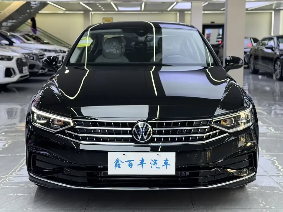Volkswagen Magotan 2026
