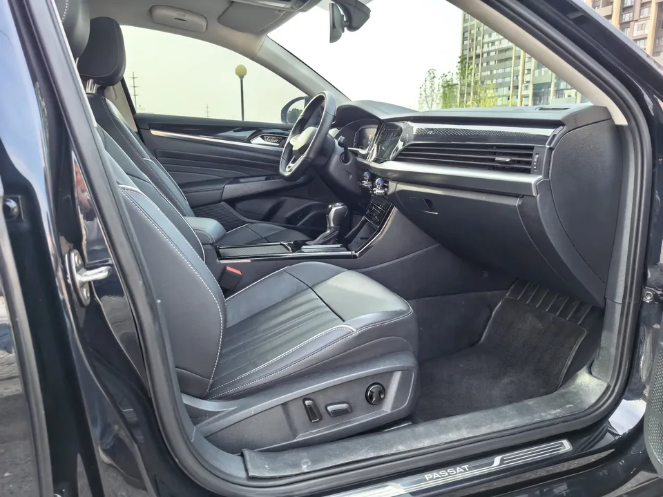 Volkswagen Passat Passat 2022 330TSI Star Elite Edition 2022 — thumbnail 3