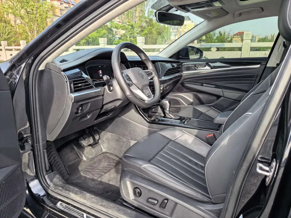 Volkswagen Passat Passat 2022 330TSI Star Elite Edition 2022 — thumbnail 4