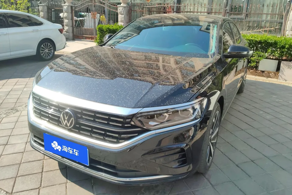 Volkswagen Passat 2024