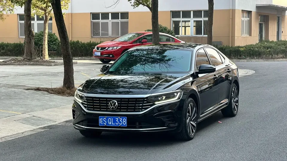 Volkswagen Passat 2022