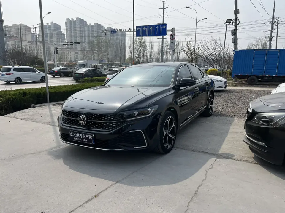 Volkswagen Passat 2022