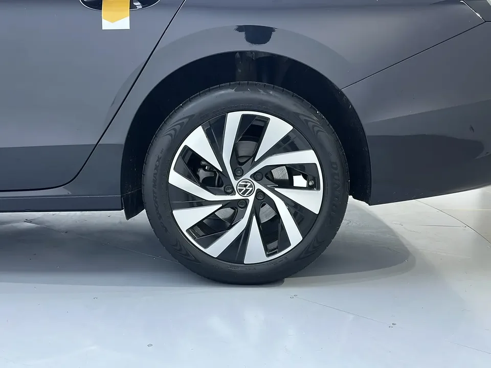 Volkswagen Passat Passat 2025 Pro 380TSI Dragon Edition 2025 — thumbnail 5