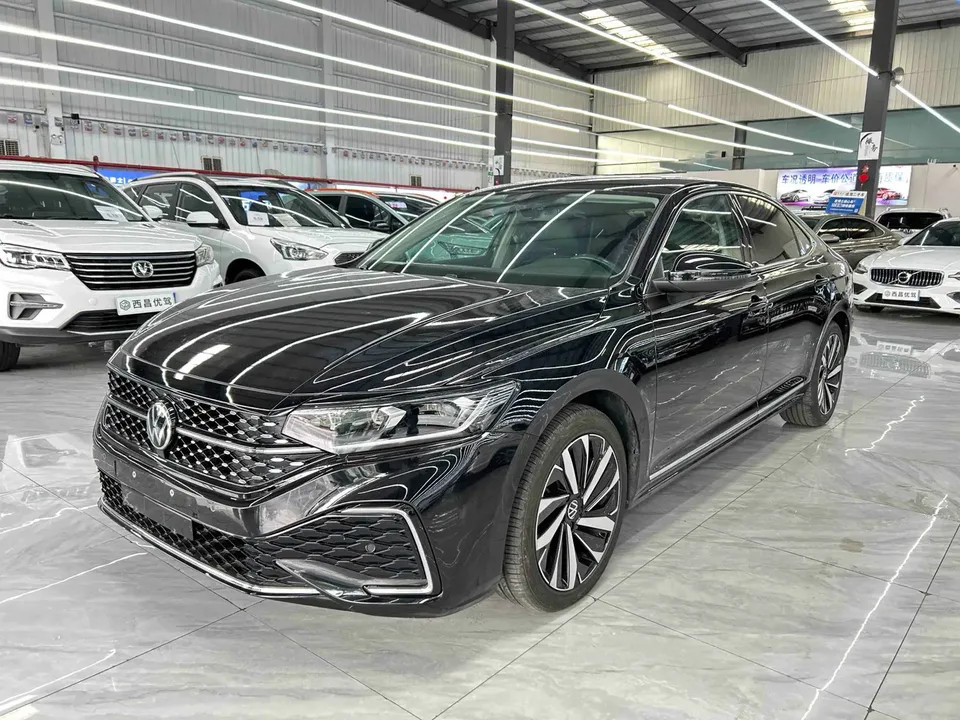 Volkswagen Passat 2022