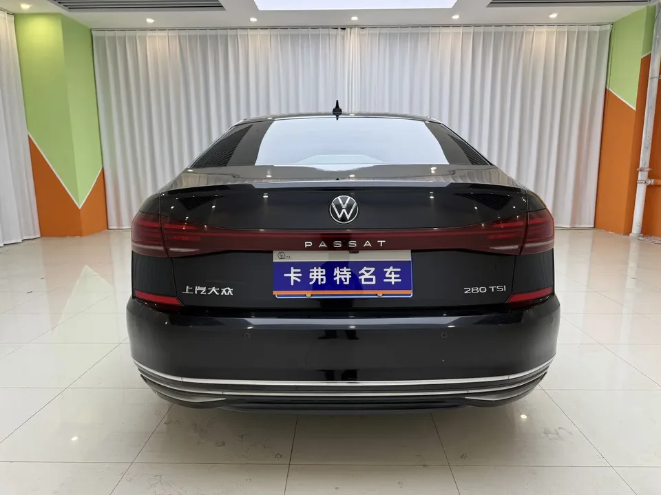Volkswagen Passat Passat 2022 280TSI Elite Edition 2022 — миниатюра 2