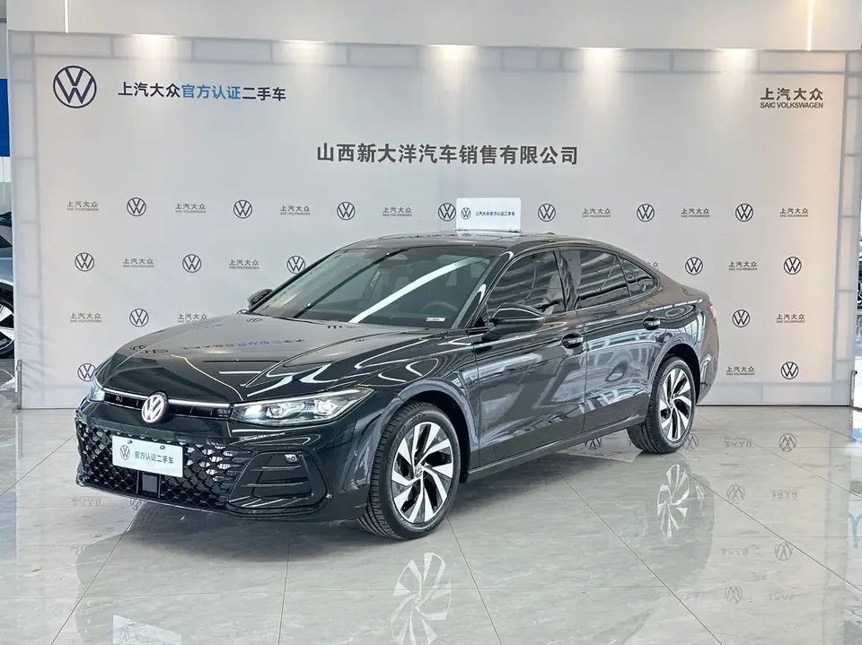 Volkswagen Passat 2025
