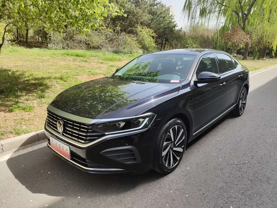 Volkswagen Passat 2024