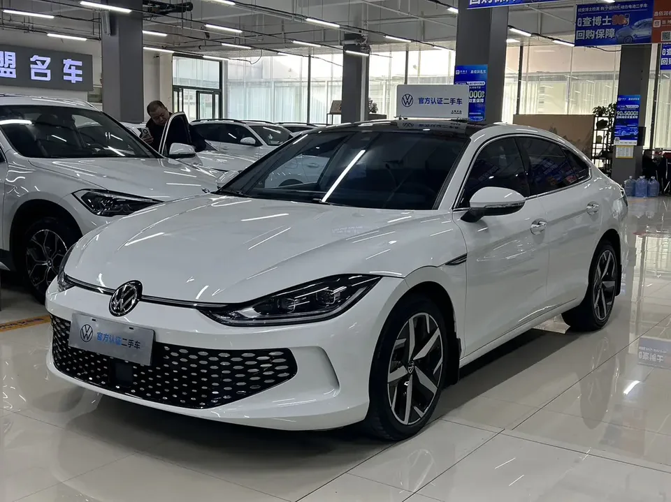 Volkswagen Lamando Lingdu Lingdu L 280TSI DSG Cool Edition 2023 — фото 1, купить с доставкой в Москву