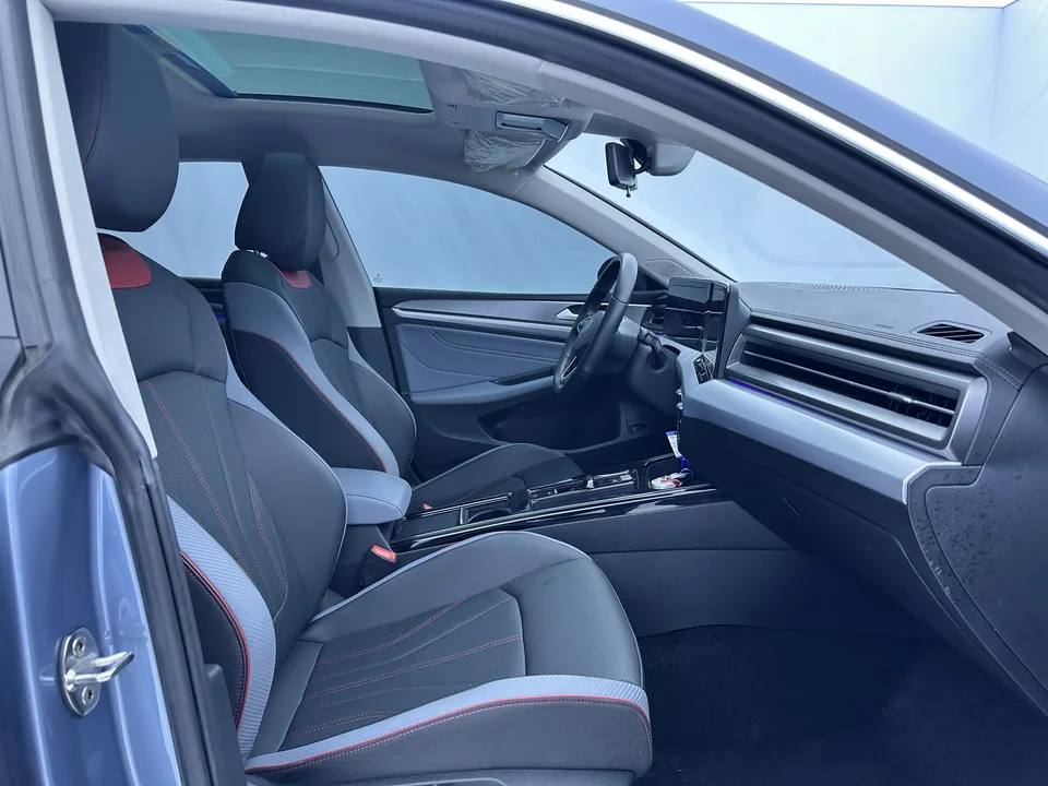 Volkswagen Lamando Lingdu Lingdu L 280TSI DSG Cool Edition 2022 — миниатюра 5