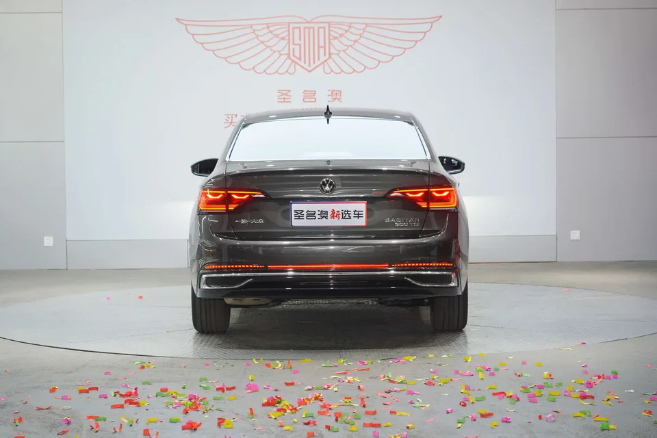 Volkswagen Sagitar 2023 Sagitar 300TSI DSG Beyond Edition 2024 — миниатюра 2