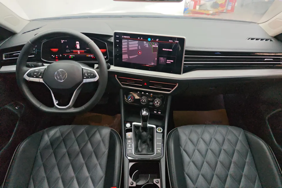 Volkswagen Sagitar 2025 Sagitar 300TSI DSG Beyond Edition 2025 — миниатюра 3