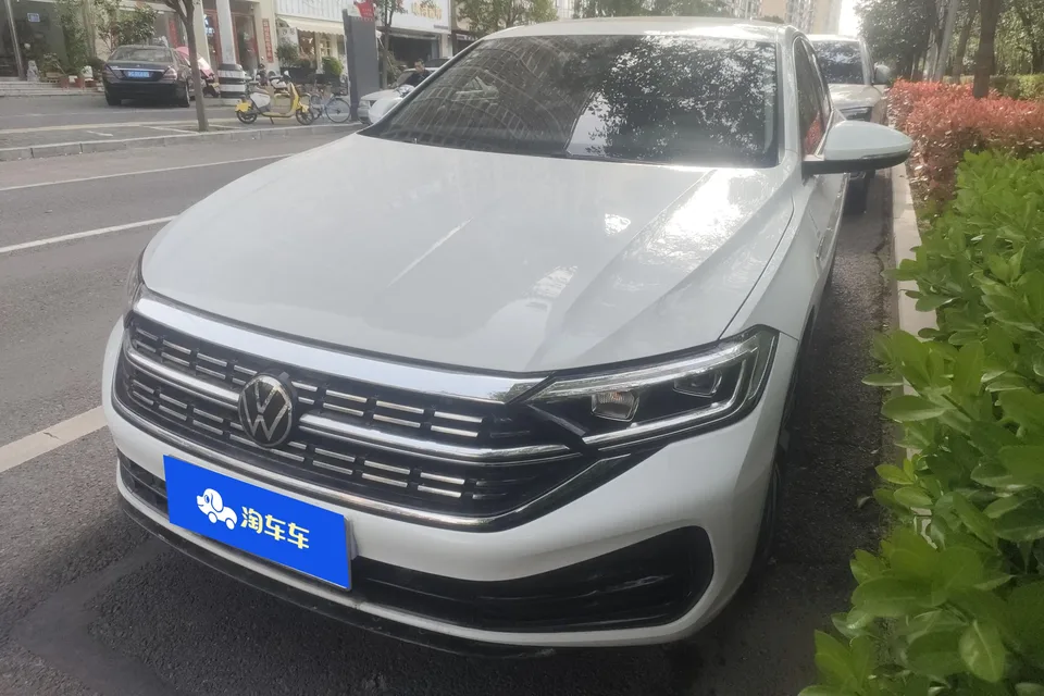 Volkswagen Sagitar 2024