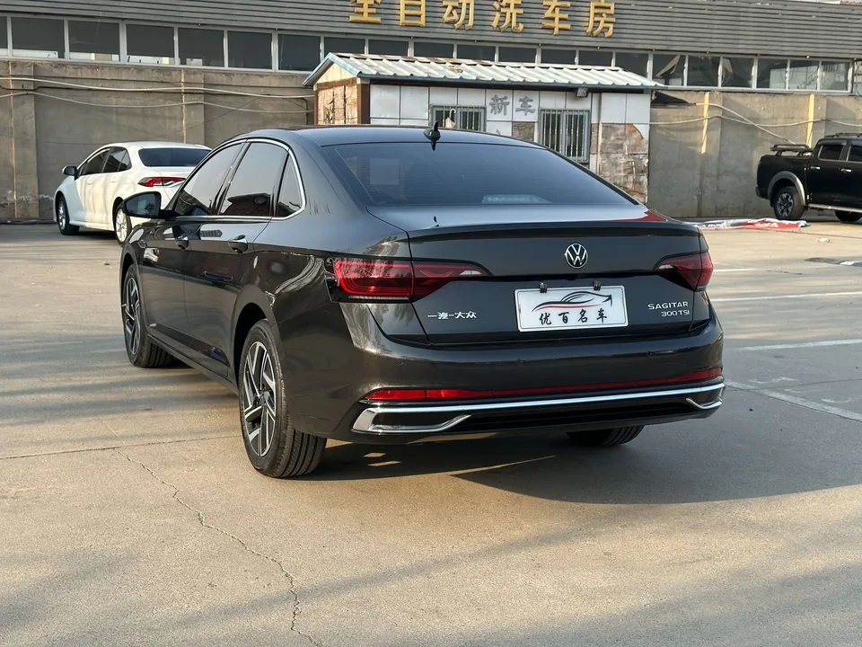 Volkswagen Sagitar 2025 Sagitar 300TSI DSG Beyond Edition 2025 — миниатюра 2