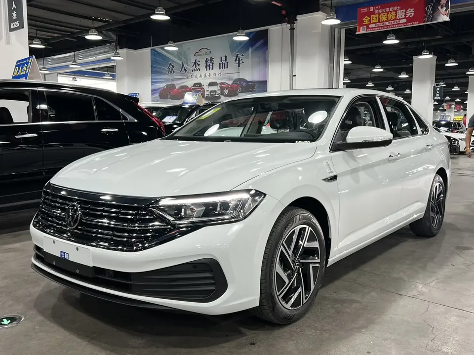 Volkswagen Sagitar 2025