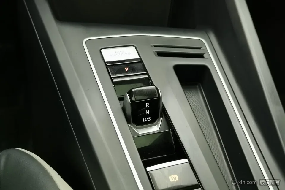 Volkswagen Golf golf 2023 280TSI DSG Pro 2022 — thumbnail 3