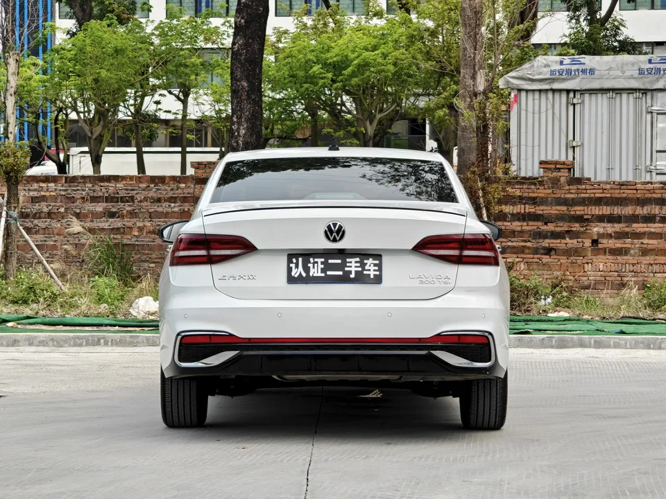 Volkswagen Lavida Lavida 2024 300TSI DSG Starry Sky Edition 2024 — thumbnail 2