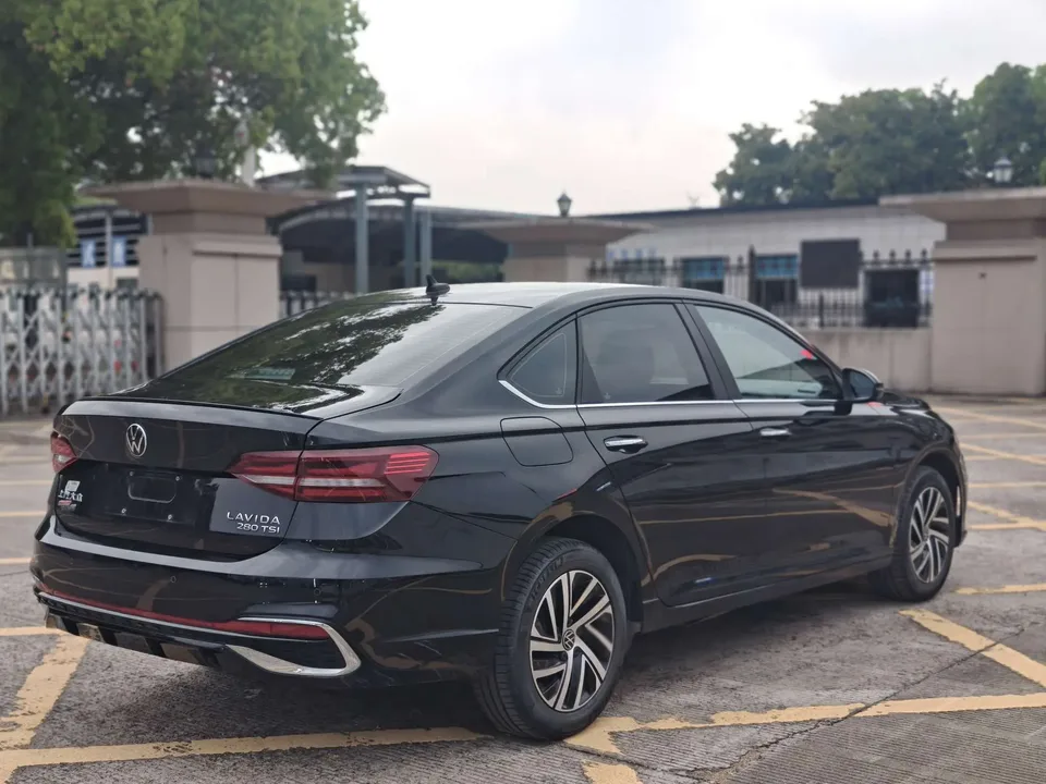 Volkswagen Lavida Lavida 2023 280TSI DSG Starry Sky Forever Edition 2023 — миниатюра 2