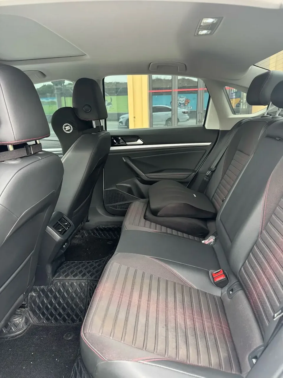 Volkswagen Lavida 300TSI DSG Full Edition 2023 — миниатюра 3