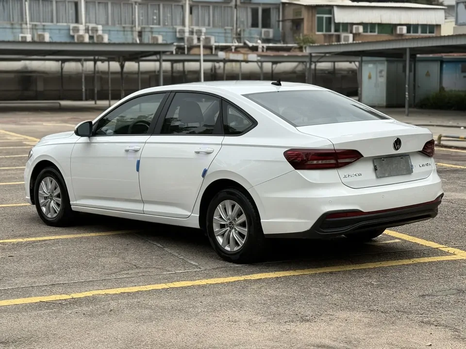 Volkswagen Lavida Lavida 2023 Modified 1.5L Automatic Deyi Edition 2023 — thumbnail 4
