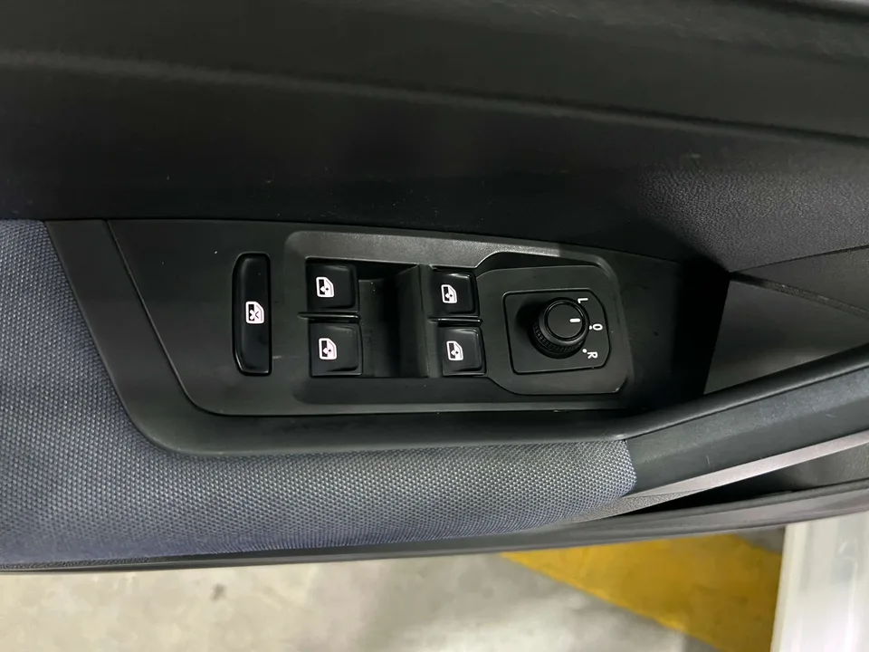 Volkswagen Lavida Lavida 2023 Lavida 2023 1.5L automatic Deyi version 2022 — thumbnail 4