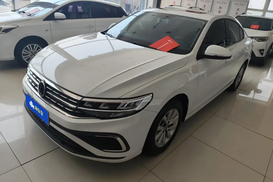 Volkswagen Bora 2023