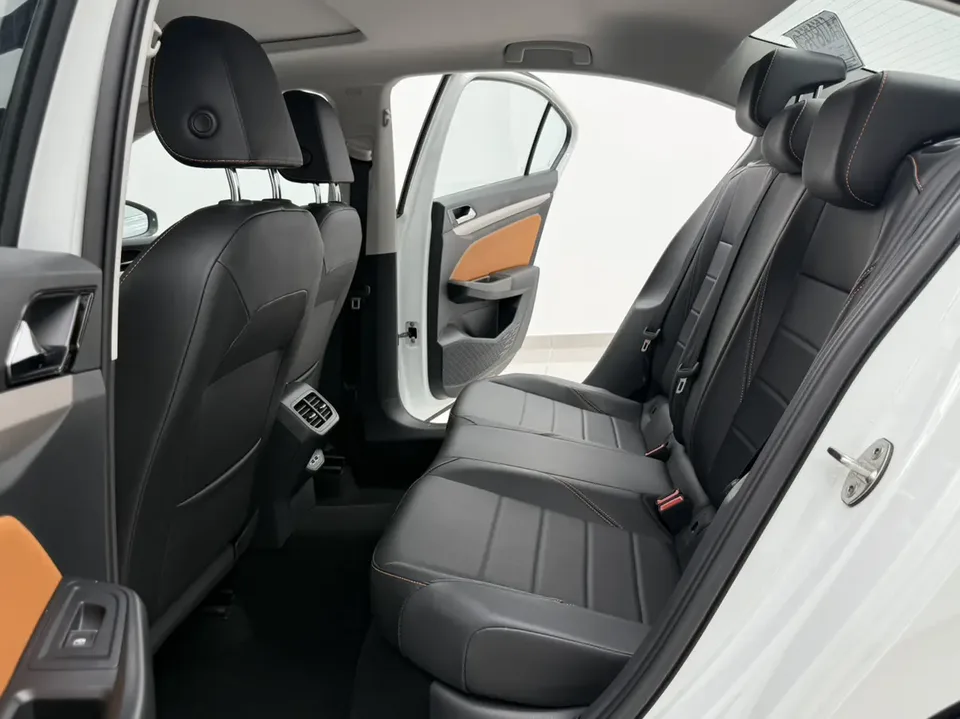 Volkswagen Bora Bora 2023 200TSI DSG Intelligent Driving PRO Edition 2022 — thumbnail 4