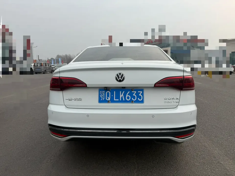 Volkswagen Bora 300TSI DSG Premium Edition 2023 — миниатюра 2