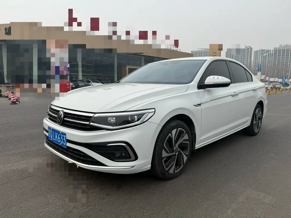 Volkswagen Bora 2023
