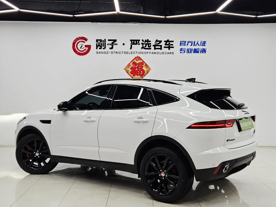 Jaguar E-Pace Jaguar E-PACE 2024 R-DYNAMIC SE BLACK 2024 — миниатюра 2