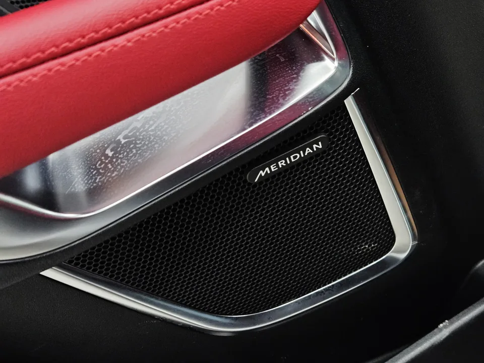 Jaguar E-Pace Jaguar E-PACE 2024 R-DYNAMIC SE BLACK 2024 — миниатюра 4