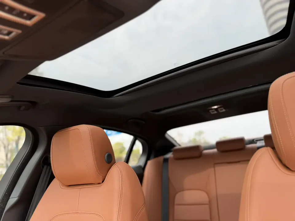 Jaguar XEL Jaguar XEL 2023 2.0T 250PS R-DYNAMIC S Progressive Sports Edition 2023 — thumbnail 5