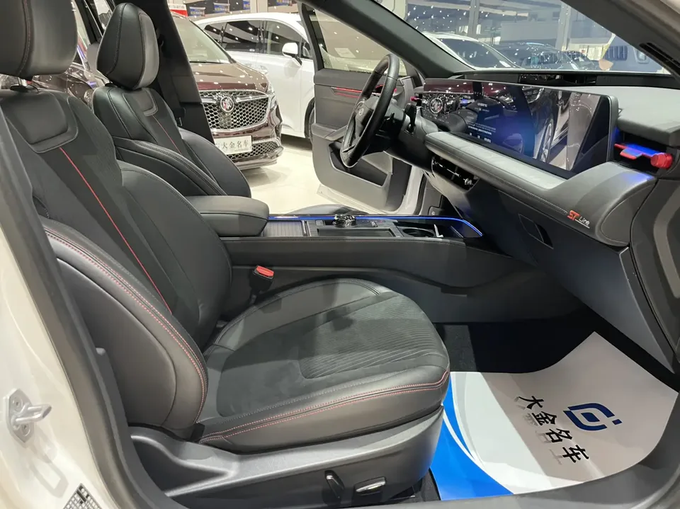 Ford EVOS EVOS 2022 EcoBoost 245 Sports Edition 2022 — миниатюра 4