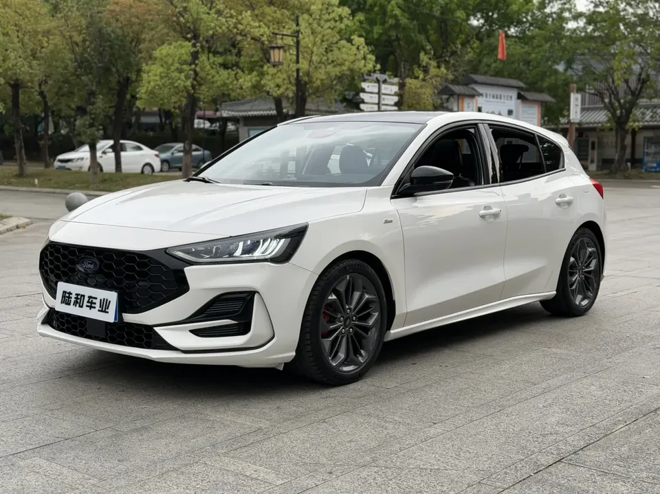 Ford Focus 2023