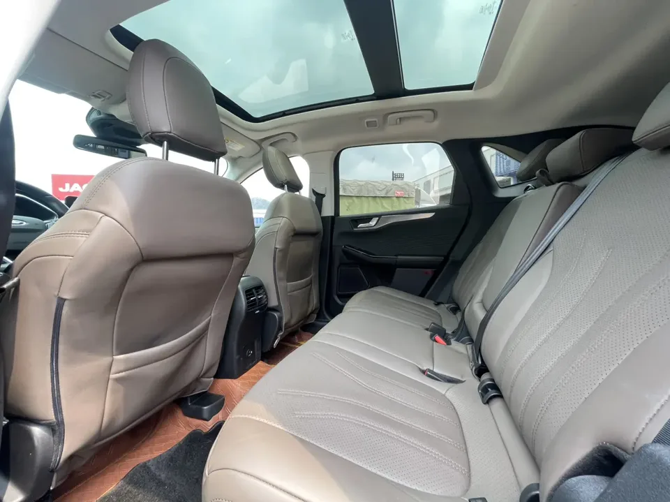 Ford Escape EcoBoost 245 2WD Smart Enjoyment Edition 2023 — миниатюра 3