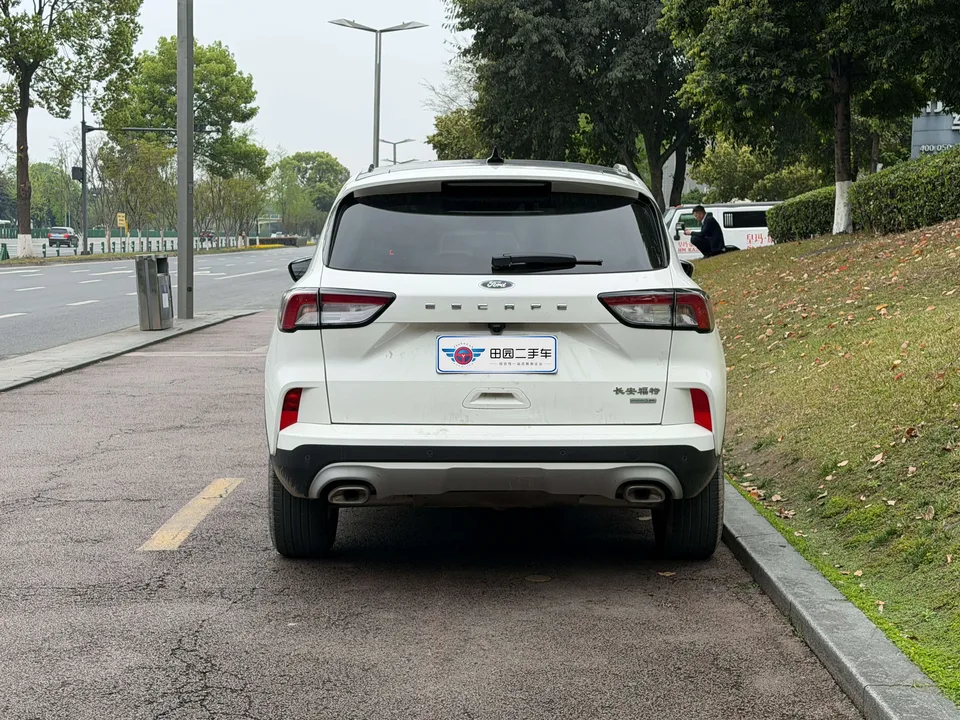 Ford Escape EcoBoost 245 2WD Smart Enjoyment Edition 2023 — миниатюра 5