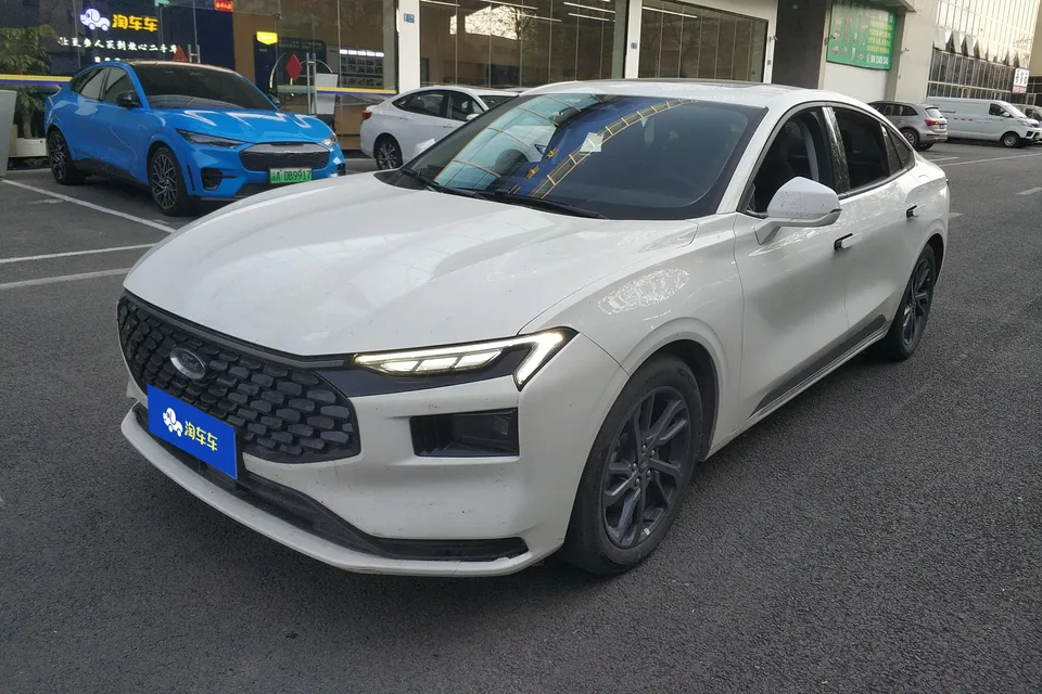 Ford Mondeo 2025