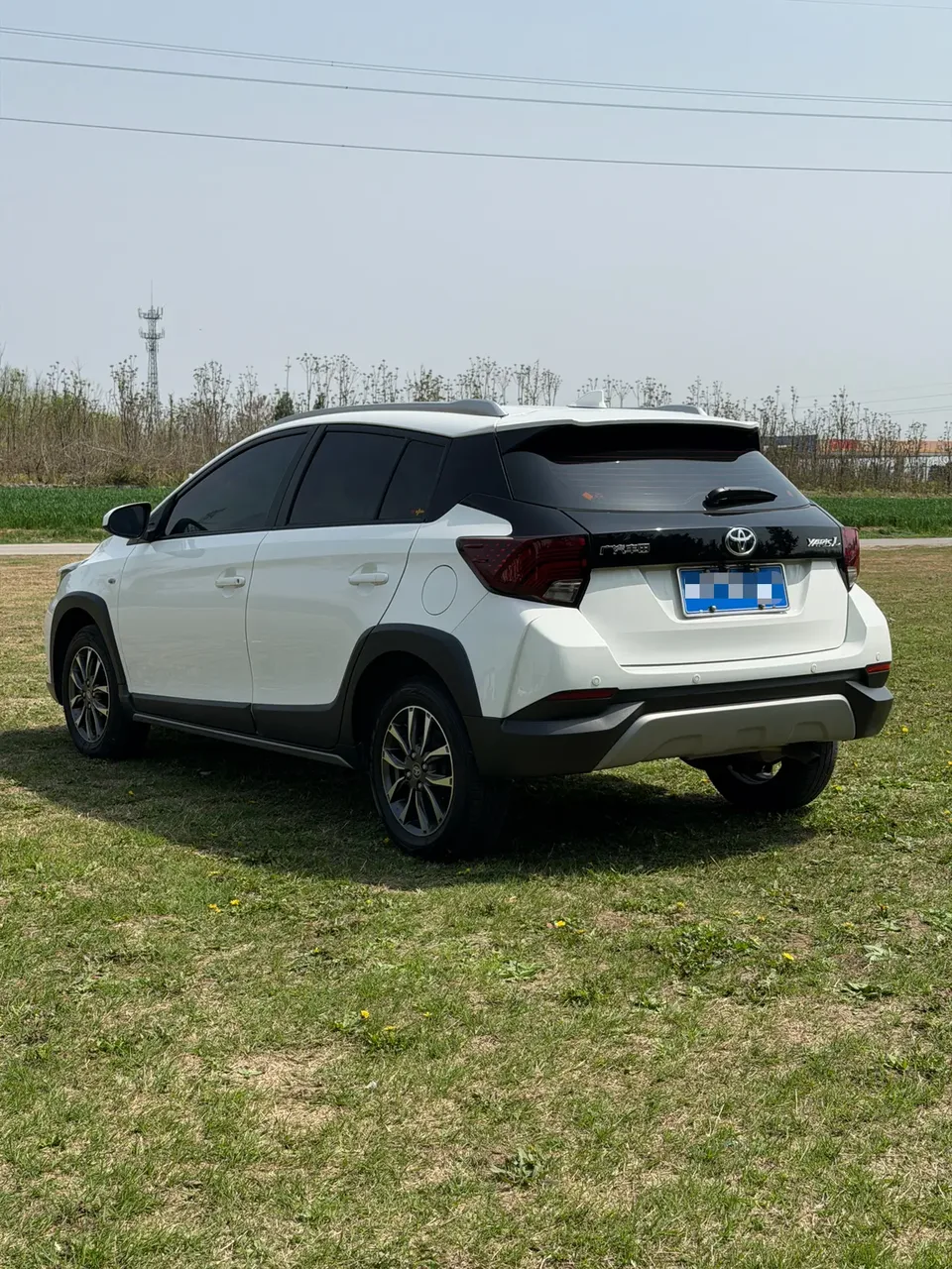 Toyota Yaris L YARiS L Zhixuan 2022 Zhixuan X 1.5L CVT leading PLUS version 2022 — миниатюра 4