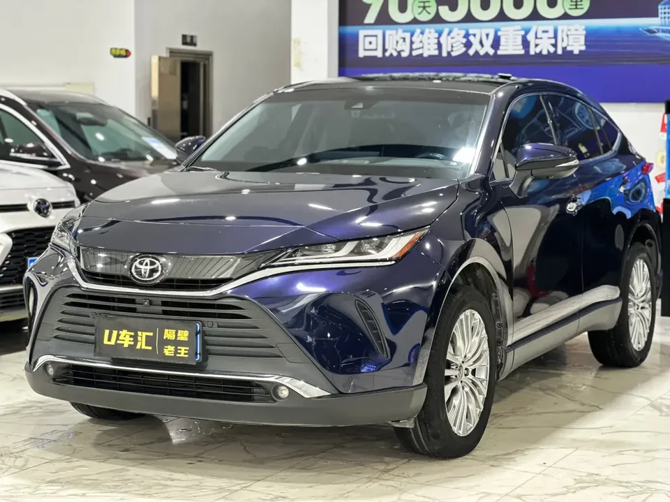 Toyota HARRIER 2022