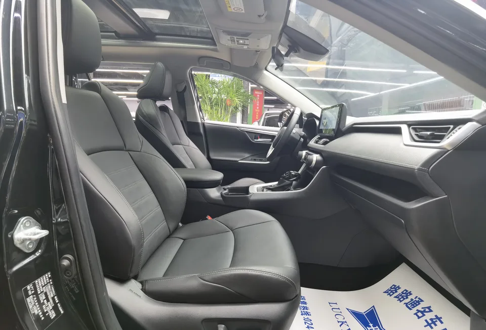 Toyota Willanda 2.0L four-wheel drive luxury PLUS version 2024 — миниатюра 4