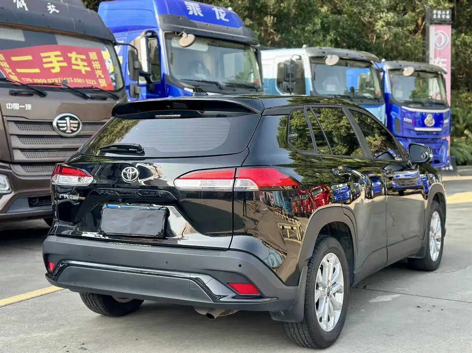 Toyota Frontlander 2.0L CVT Elite Edition 2023 — миниатюра 2