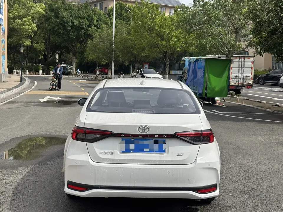 Toyota Asiatic lion 2.0L CVT Zunyue Edition 2023 — миниатюра 2