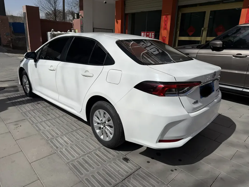 Toyota Corolla Corolla 2023 1.2T S-CVT Pioneer Edition 2023 — миниатюра 4
