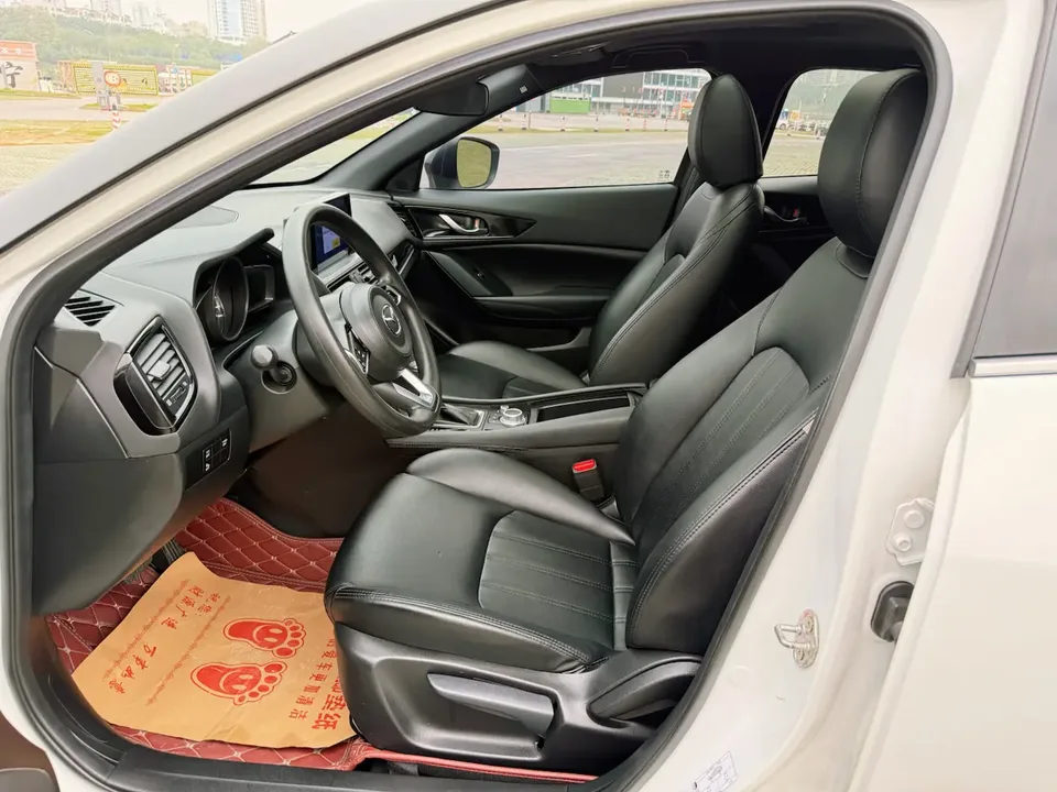 Mazda CX-4 Mazda CX-4 2021 2.0L 2WD Blue Sky Vibrant Edition 2022 — миниатюра 4