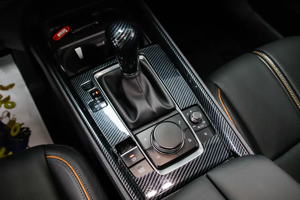 Mazda CX-50 OK 2.0L automatic safety version 2024 — миниатюра 5