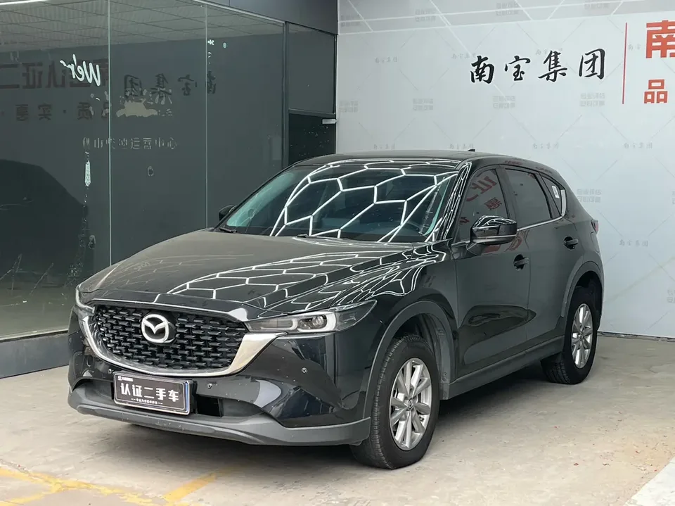 Mazda CX-5 CX-5 2024 Mazda CX-5 2024 2.0L automatic two-wheel drive smart model 2024 — photo 1, buy with delivery to Moscow